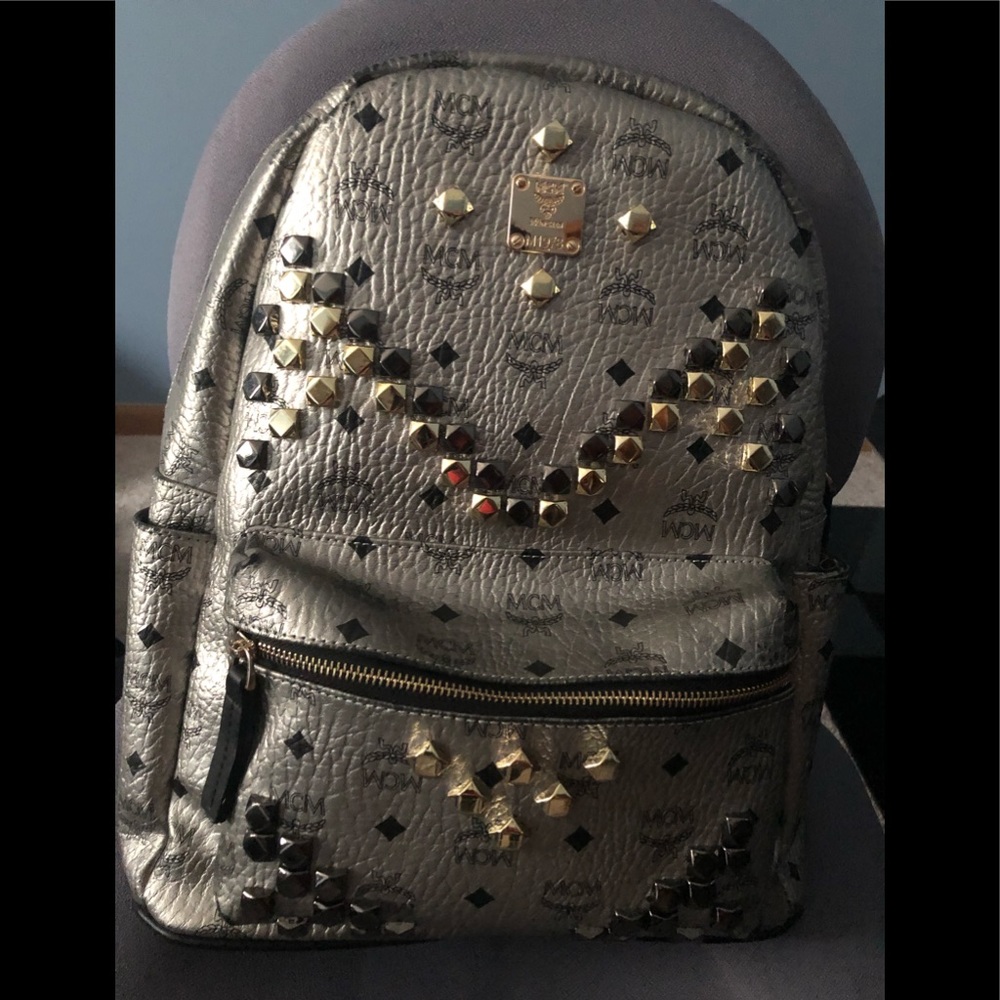 Authentic MCM Stark M Stud Medium Backpack